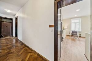 Stilvolle Altbauwohnung mit modernem Komfort in begehrter Lage von München – 81675 München – Vorschaubild 5