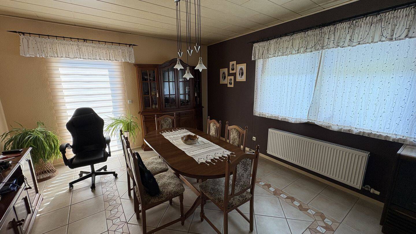 Großzügiges Familienhaus in ruhiger Lage mit weitläufigem Grundstück – Saalburg-Ebersdorf – Vorschaubild 3