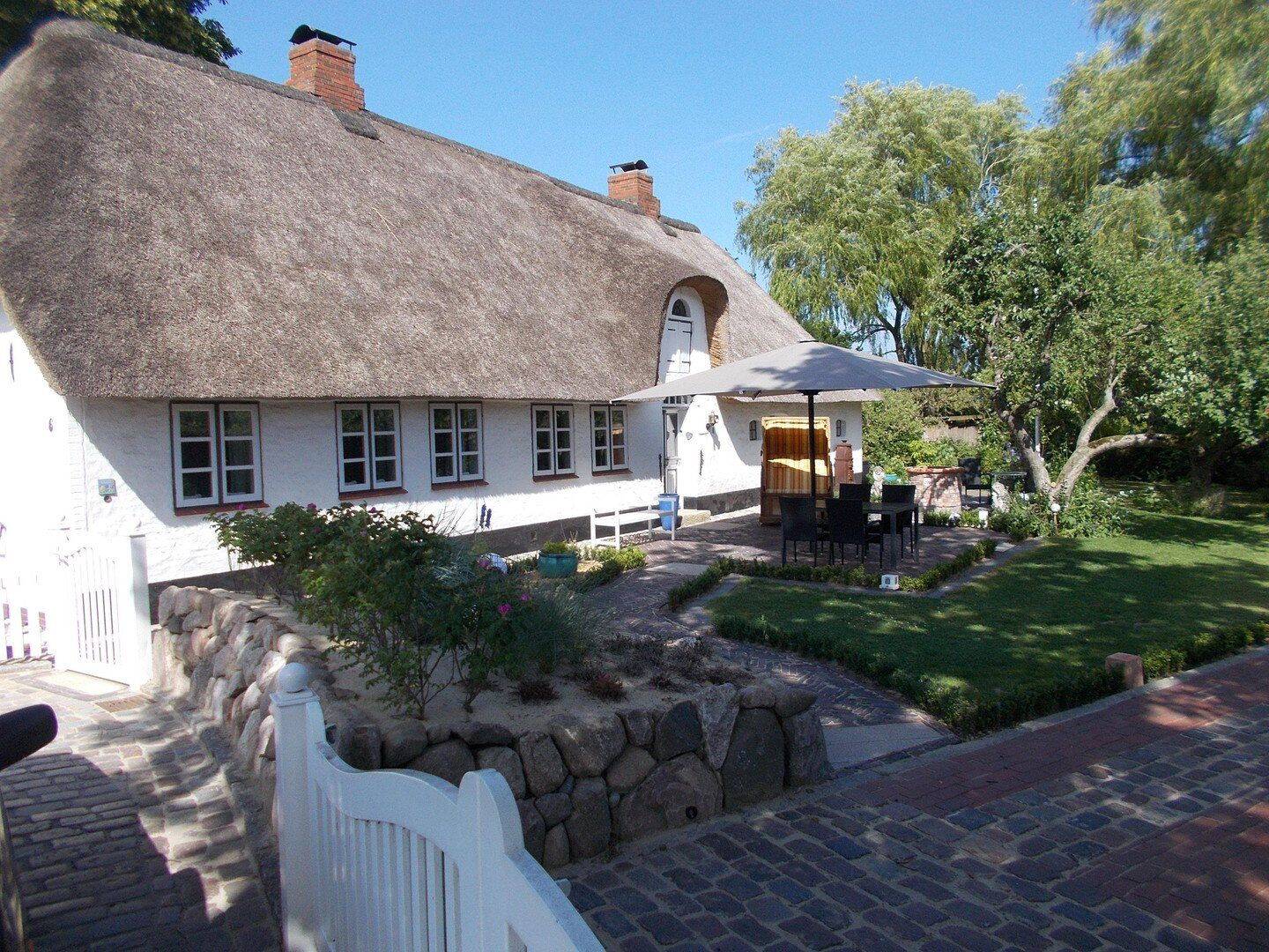 Traum unter Reet, Friesenhaus, EFH oder Ferienhaus, 25917 Stadum – Stadum – Vorschaubild 3
