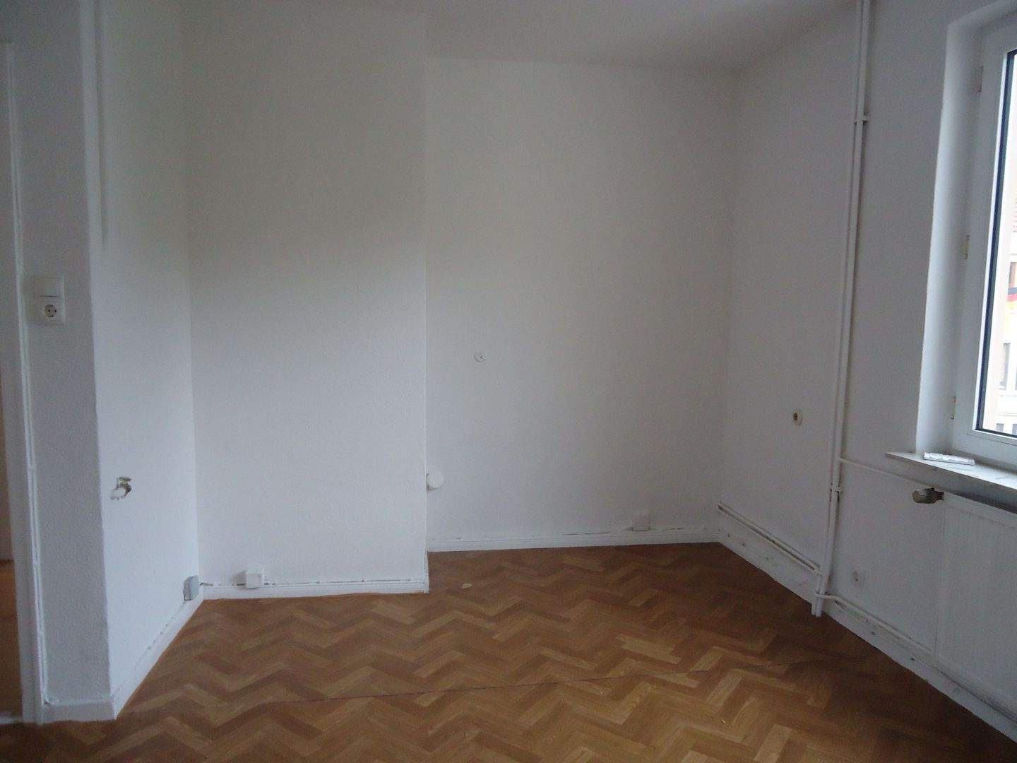 Moderne 2-Zimmer-Wohnung mit Balkon in Bremerhaven, Lehe