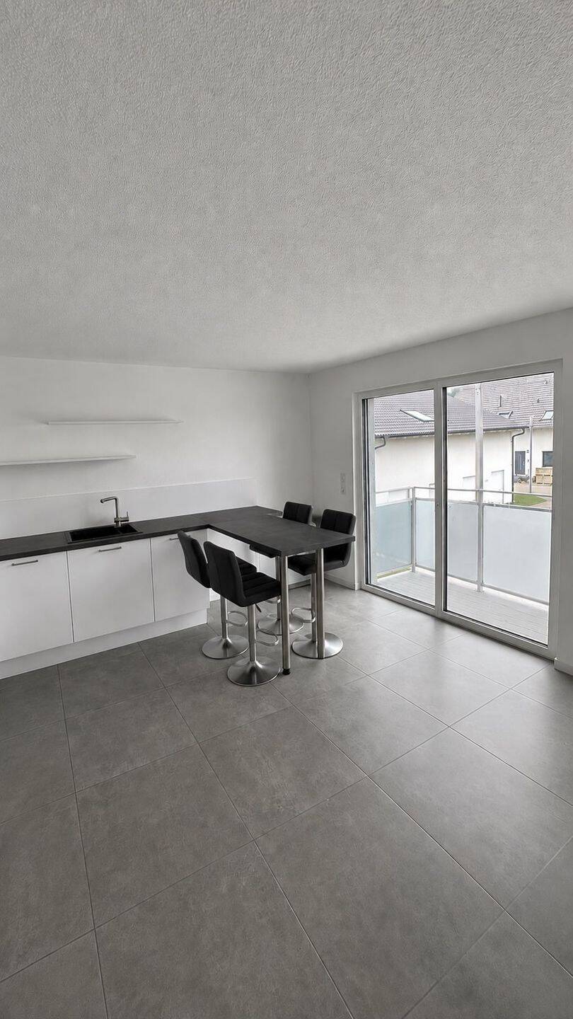 2,5 Zimmer Wohnung mit überdachtem Balkon Immendingen-Zimmern – Immendingen – Vorschaubild 2