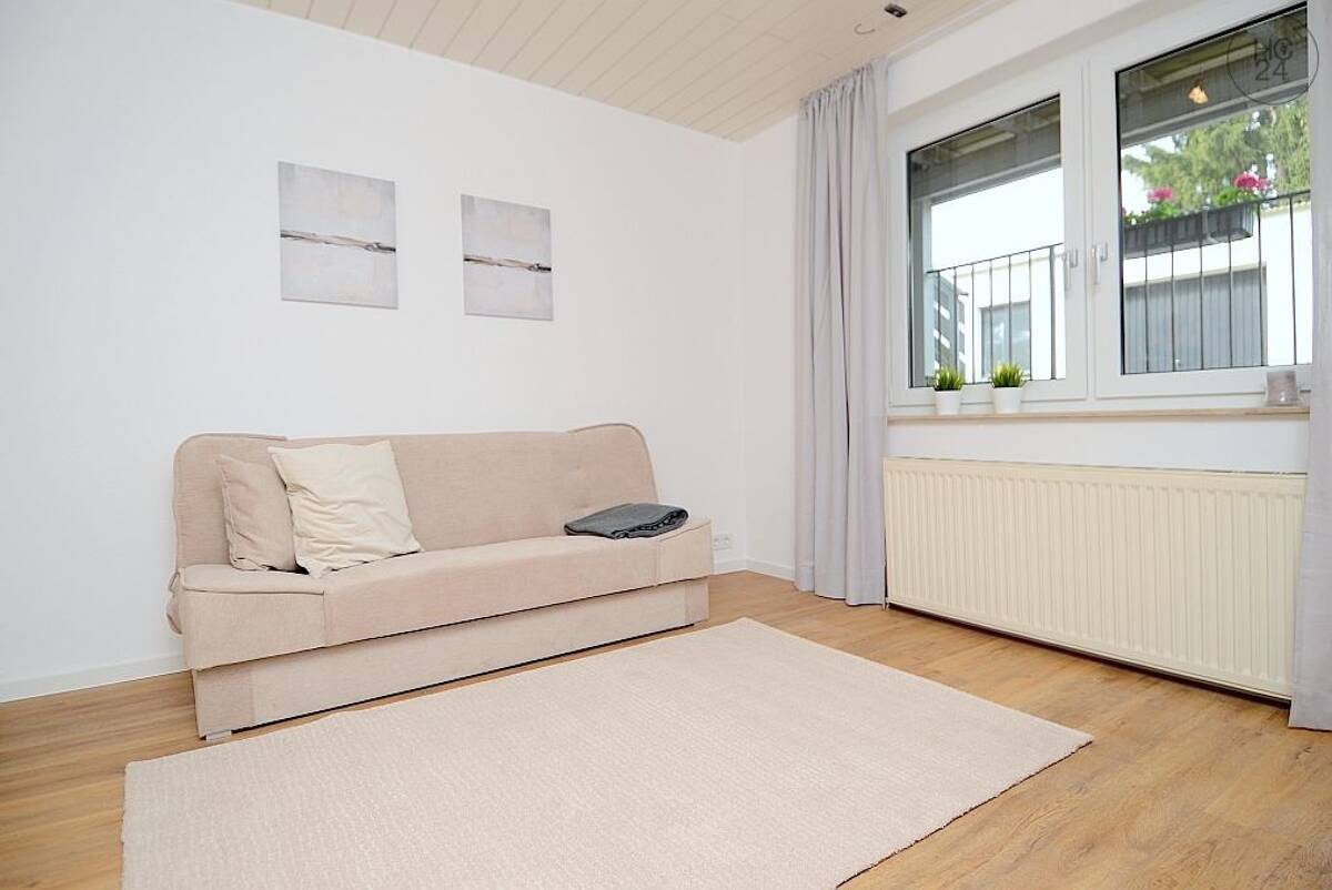 Gemütliche möblierte 2-Zimmer Wohnung mit Internet in Mainz Kastel – 55252 Wiesbaden – Bild 1 von 8