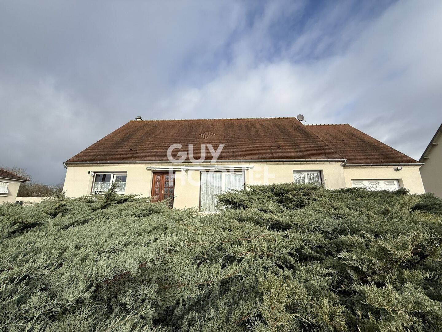 Maison 4 pièces 130 m² · à Bourges · 130 m² · 1 000 €/mois