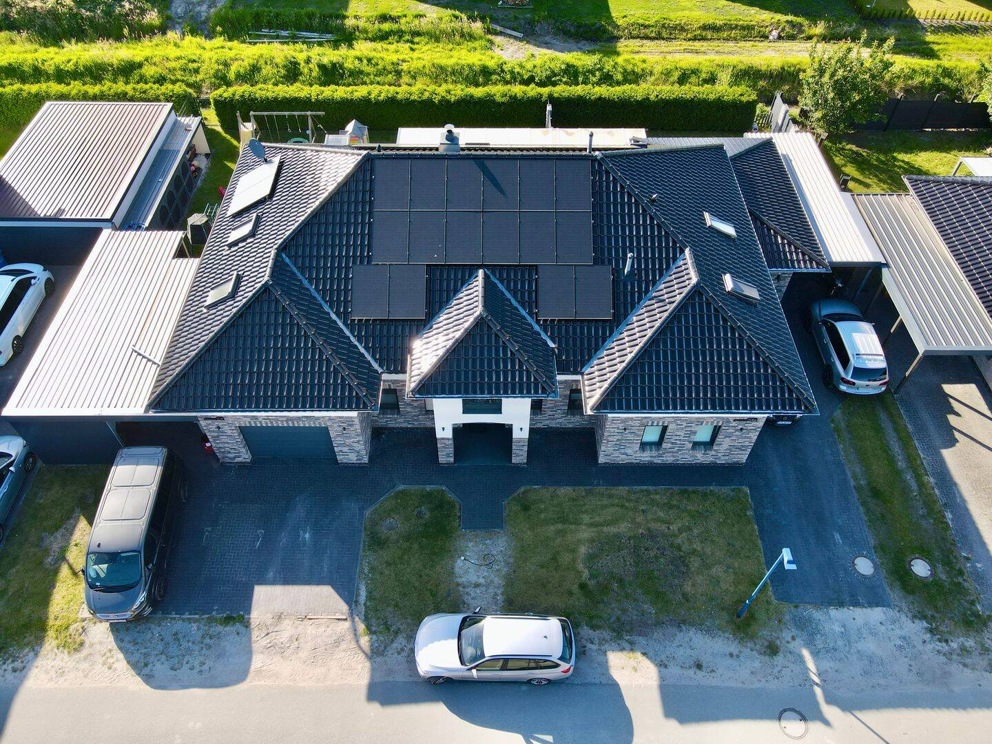 Ihr Wohntraum mit eingebautem Mietertrag - 202qm Haus plus 98qm Nebenhaus – Barßel – Vorschaubild 2