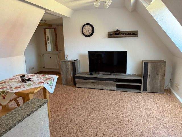 Charmantes Zweifamilienhaus mit Dachterrasse und vermieteter Einliegerwohnung in Gößnitz – Gößnitz – Vorschaubild 7