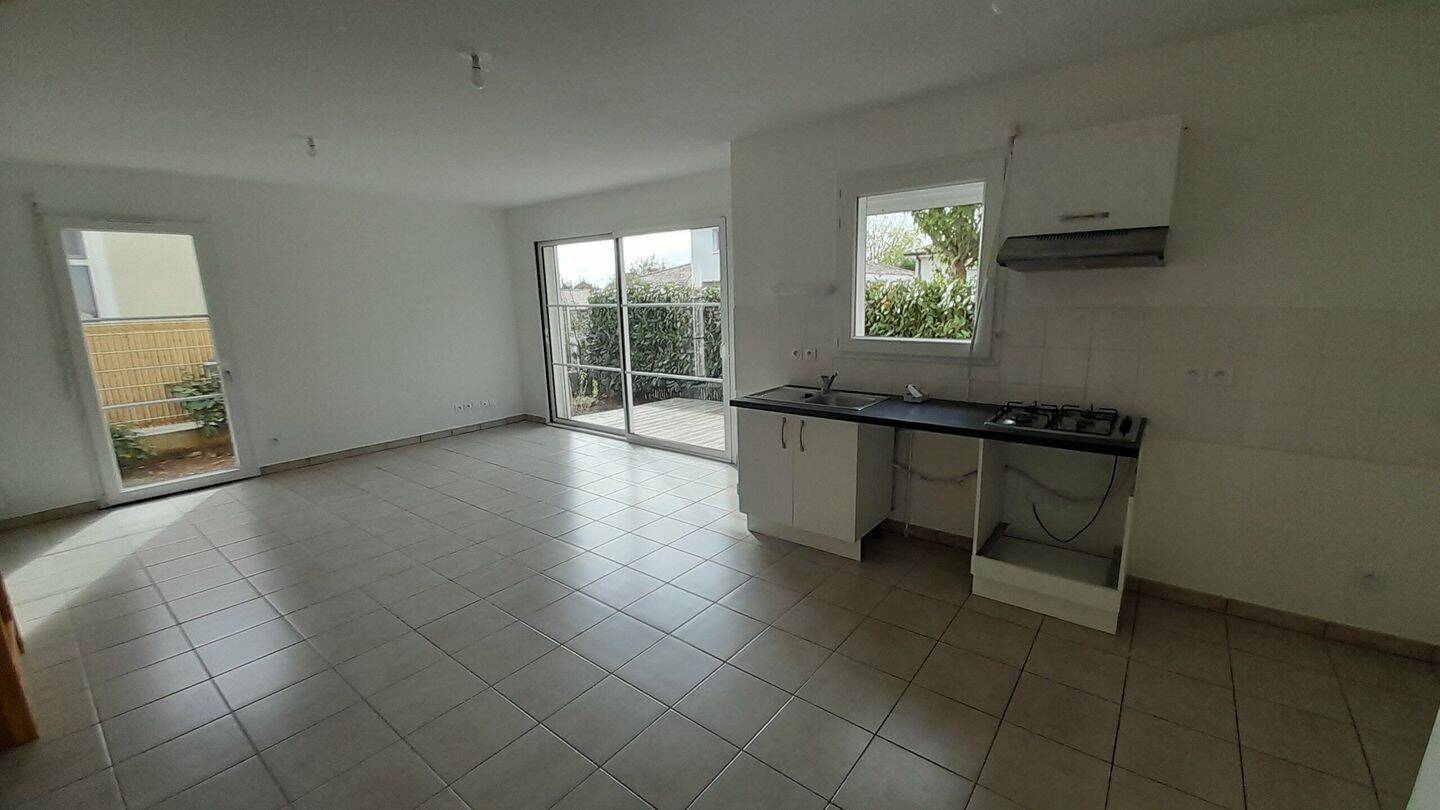 Maison 4 pièces 84 m² · à Tresses · 84,1 m² · 950 €/mois