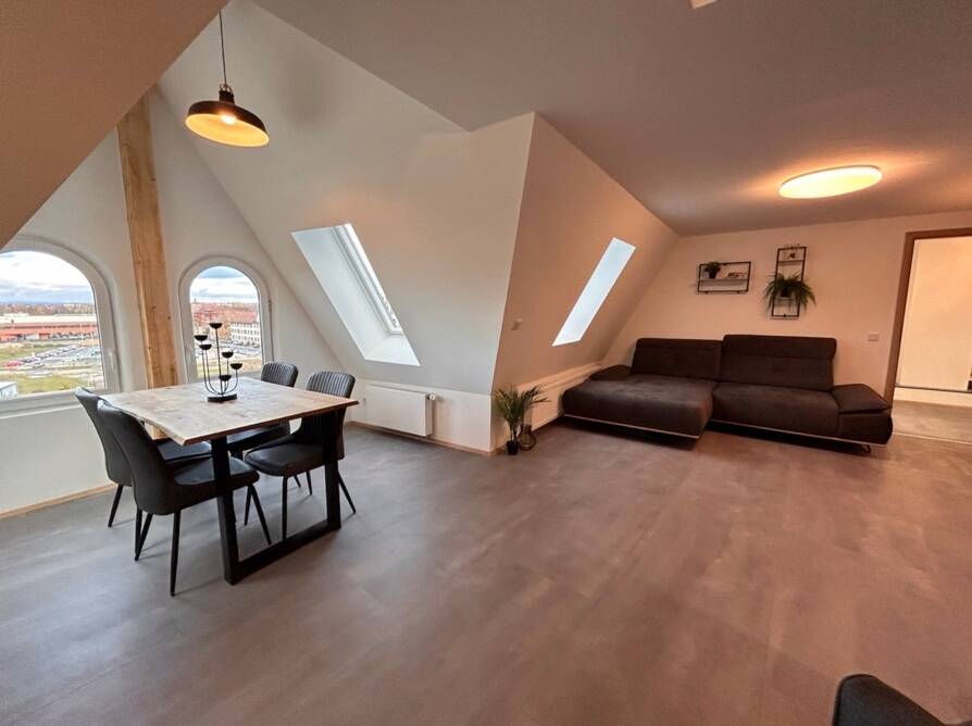 Möbliertes luxuriöses Terrassenapartment (360° Blick über Nürnberg) – Nürnberg – Vorschaubild 6