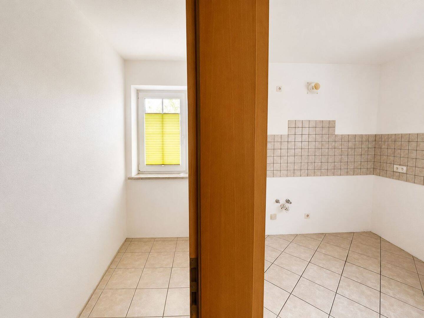 Helle 3-Zi-Terrassenwohnung mit eigenem Garten, Keller und Garage – Ingolstadt – Vorschaubild 9