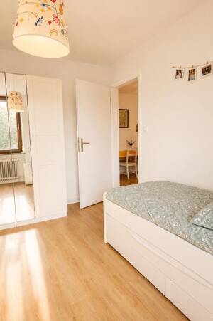 Top-Lage! Modernisierte 3-Zimmer Wohnung in der Leopoldstraße – 80804 München – Vorschaubild 5