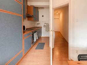 Mitten im Stadtleben und dennoch den Weitblick genießen - attraktive Etagenwohnung mit Charme – 40217 Düsseldorf – Vorschaubild 3
