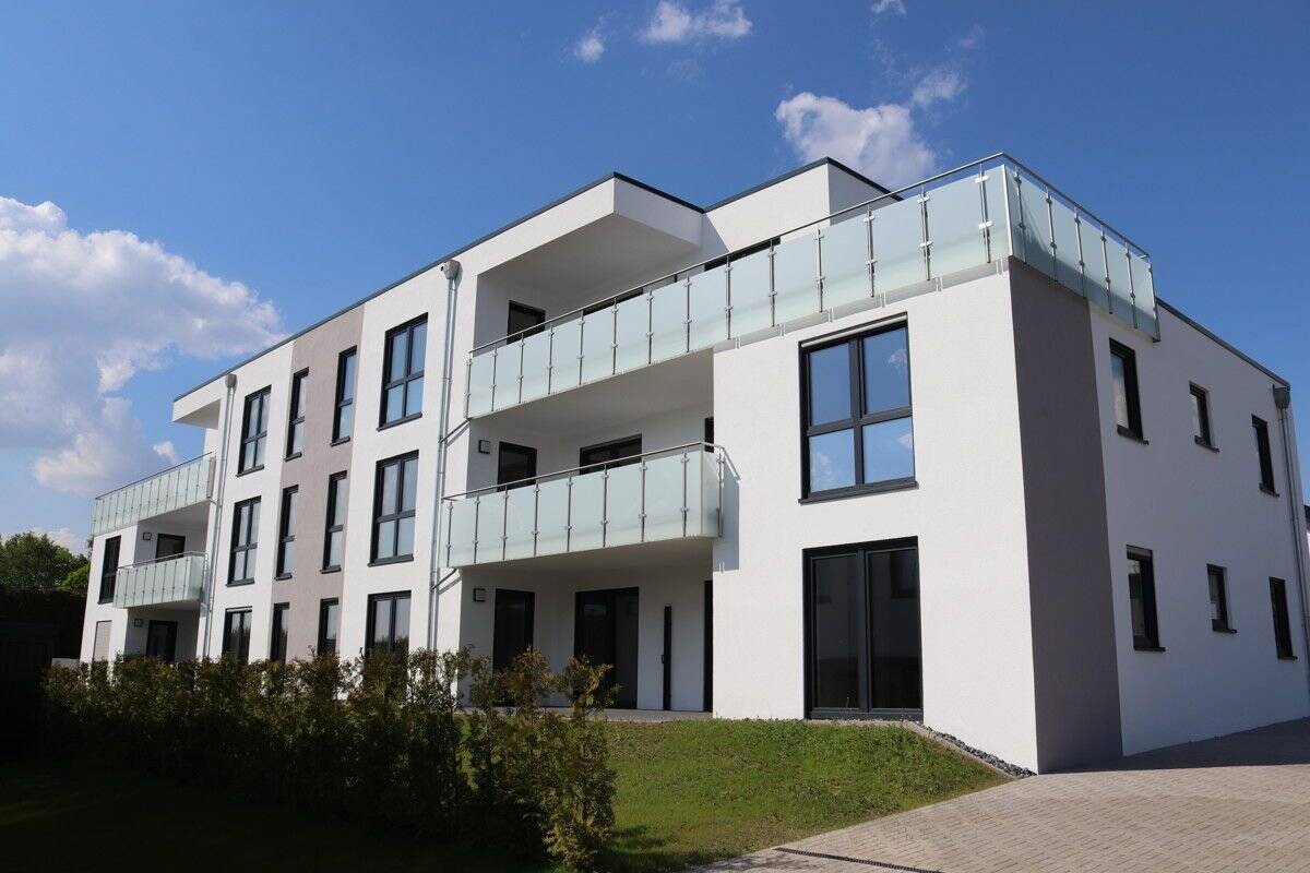 Wohnen im Neubau! Hochwertige 2-Zimmer-Wohnung im OG