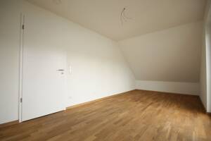 Großzügige Galeriewohnung ca. 109,5 m² W/NFL. / große Dachterr. / Aufzug / TG / Provisionsfrei – 80992 München – Vorschaubild 5