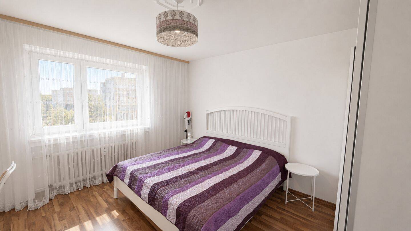 Lichtdurchflutete 3-Zimmer-Wohnung mit Balkon, Garage und Aufzug in D'dorf-Lichtenbroich – Düsseldorf – Vorschaubild 3