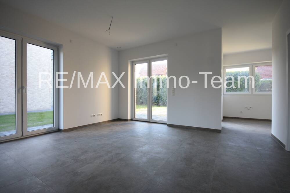* ca. 19 Km vor Oldenburg * KfW-Fördermittel möglich/Förderfähig! * KW 40 * Wärmepumpe * Photovoltaik * Neubau* Bezugsfertig gebaut * – Oldenburg – Vorschaubild 7