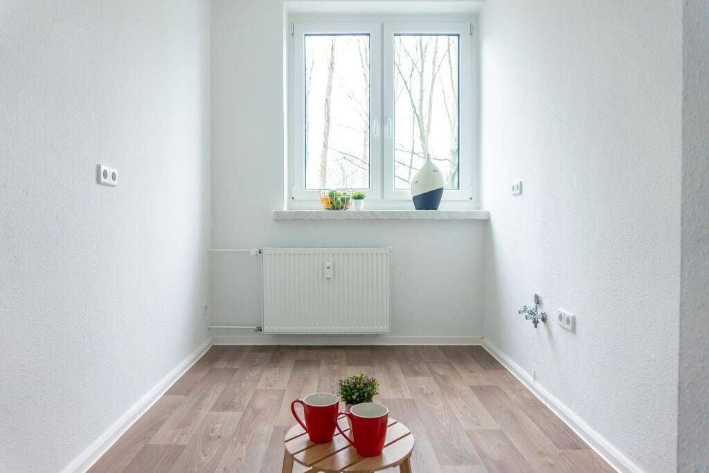 3-Raum-Wohnung in modernisierter Wohnanlage – Chemnitz – Vorschaubild 3