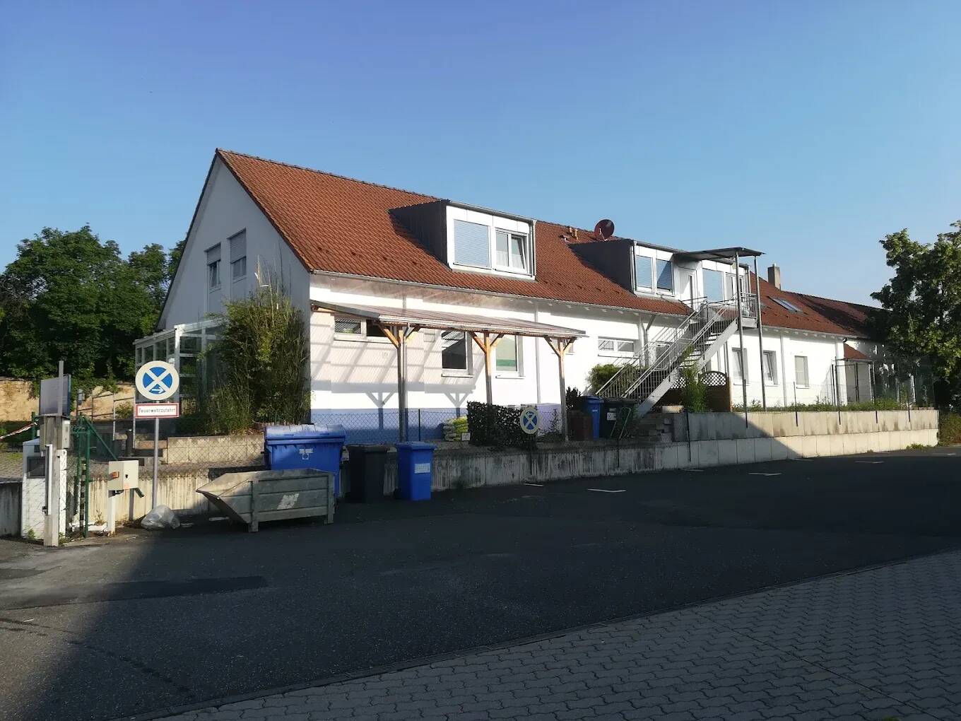 Wohnen und Gewerbe, Büro etc..