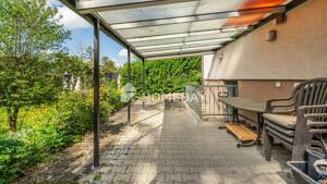 Doppelhaushälfte mit Garten, 5 Zimmern und Ausbaupotenzial in Stuttgart Zuffenhausen – 70435 Stuttgart – Vorschaubild 4