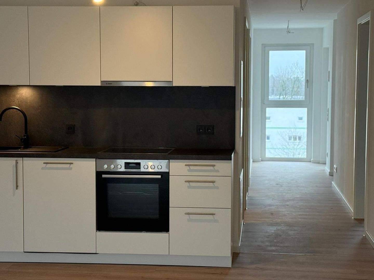 Exklusiver Neubau: Schöne 3-Zimmer-Wohnung mit Balkon | EBK | TG | Fußbodenheizung – Nürnberg – Vorschaubild 6