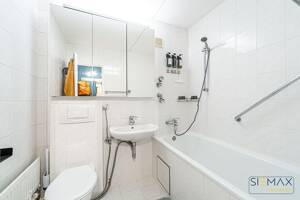 Charmante 2-Zimmer-Wohnung mit sonnigem Balkon und besonderem Wohnambiente in Haidhausen – 81669 München – Vorschaubild 3