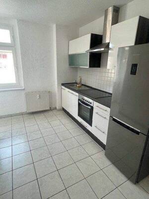 Wohnen in gemütlicher 3-Raum Dachgeschoss-Wohnung mit Einbauküche. – 39112 Magdeburg – Vorschaubild 9