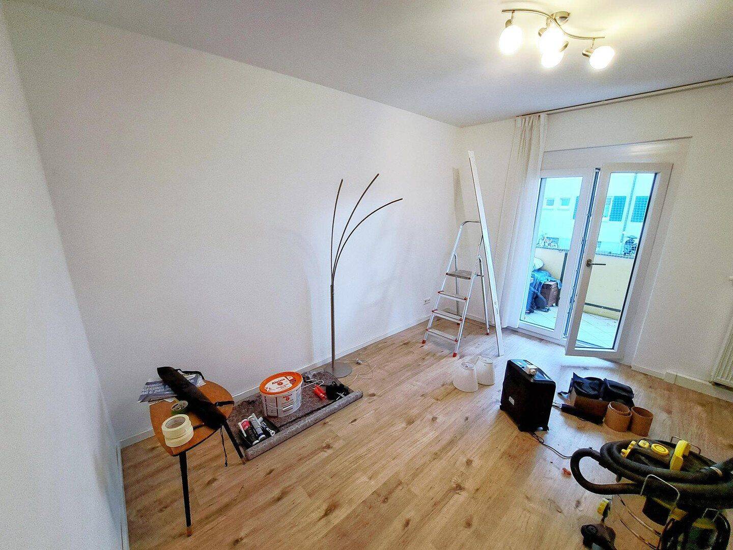 Eigennutzung oder attraktive Kapitalanlage: Sonnige 2-Zimmer Wohnung – Stuttgart – Vorschaubild 2