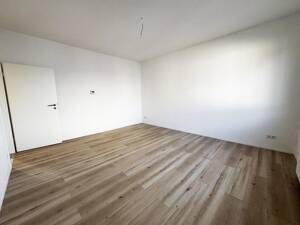 Erstbezug nach Sanierung - Neuer Boden/Küche/Bad/Fenster - Zentrale Lage in Heilbronn – 74072 Heilbronn – Vorschaubild 8