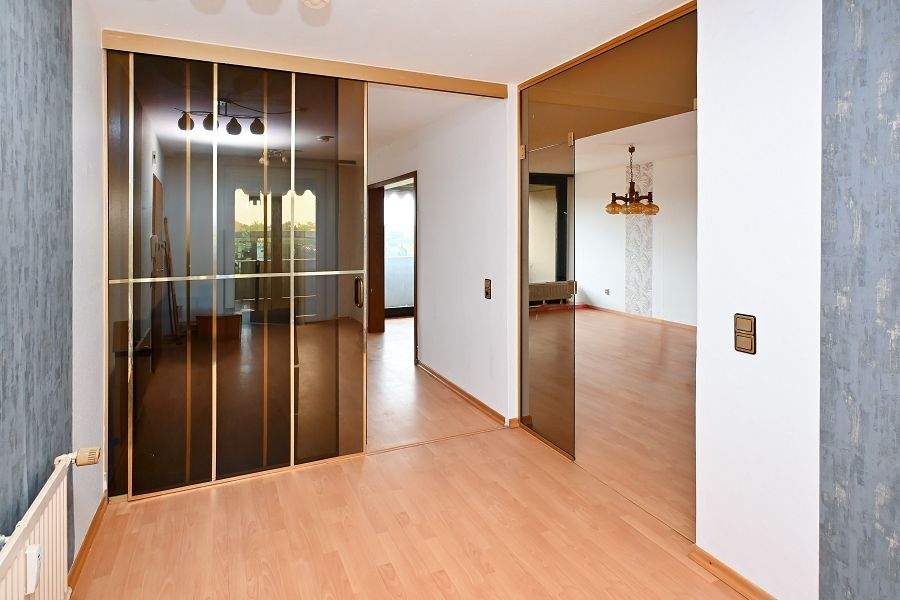 Gepflegte 3-Zimmer-Eigentumswohnung mit Blick über das Heideviertel! – Hannover – Vorschaubild 3