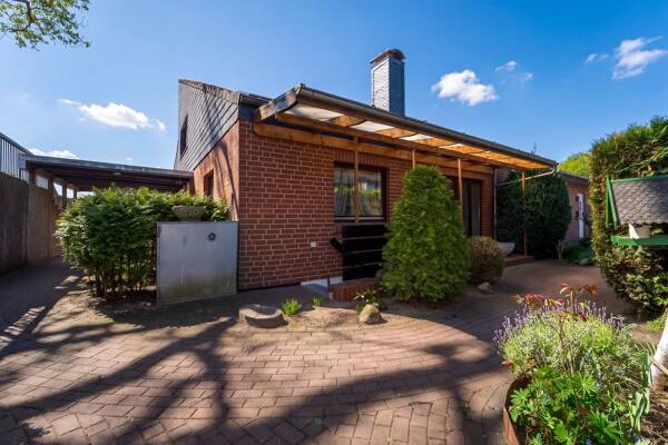 Haus in 24111 Kiel / Russee mit 174 m² kaufen