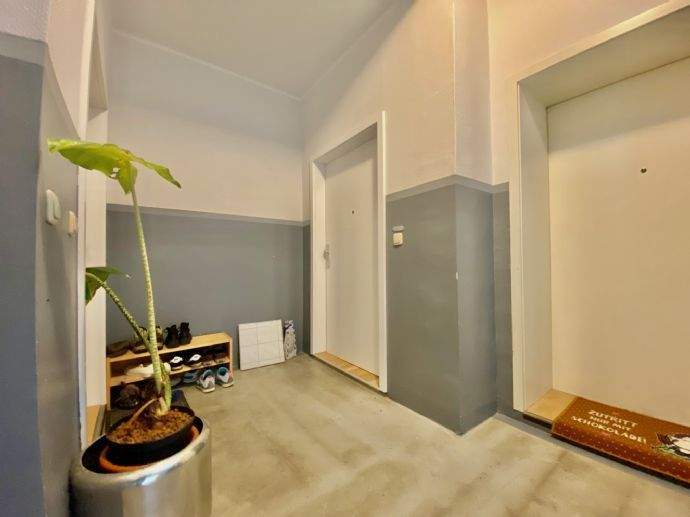 Geräumige 3-Raum-Wohnung mit Tageslichtbad – Erfurt – Vorschaubild 9
