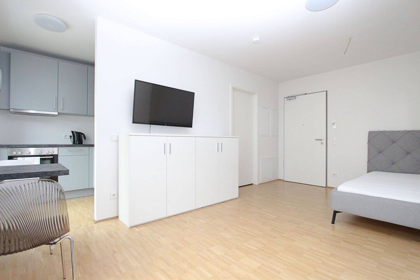 Haidhausen: Möbliertes Apartment in Bestlage! – München – Vorschaubild 3