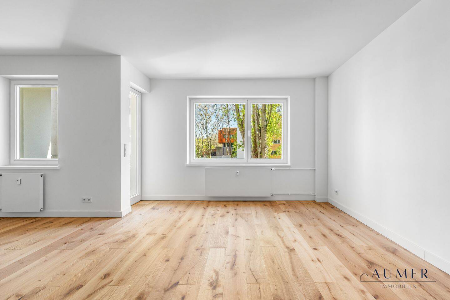 Lichtdurchflutete 3-Zimmer-Wohnung mit Südwest-Balkon zum Innenhof in Berlin-Mitte – Berlin – Bild 1 von 9