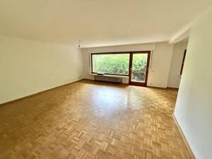 JUNKERSDORF MFH - leerstehend, Abriss-/Sanierungsobjekt - 3 Wohnungen in Sackgassenlage – 50858 Köln – Vorschaubild 9