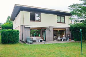 Mid Century in Bestform - mit viel Platz im Innen und Außen