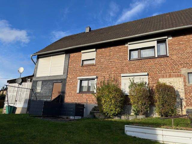 51545 Waldbröl-Nähe VIP-1470 Einfamilienhaus -DHH mit zwei Wohneinheiten; 2 Garagen und – Waldbröl – Vorschaubild 3