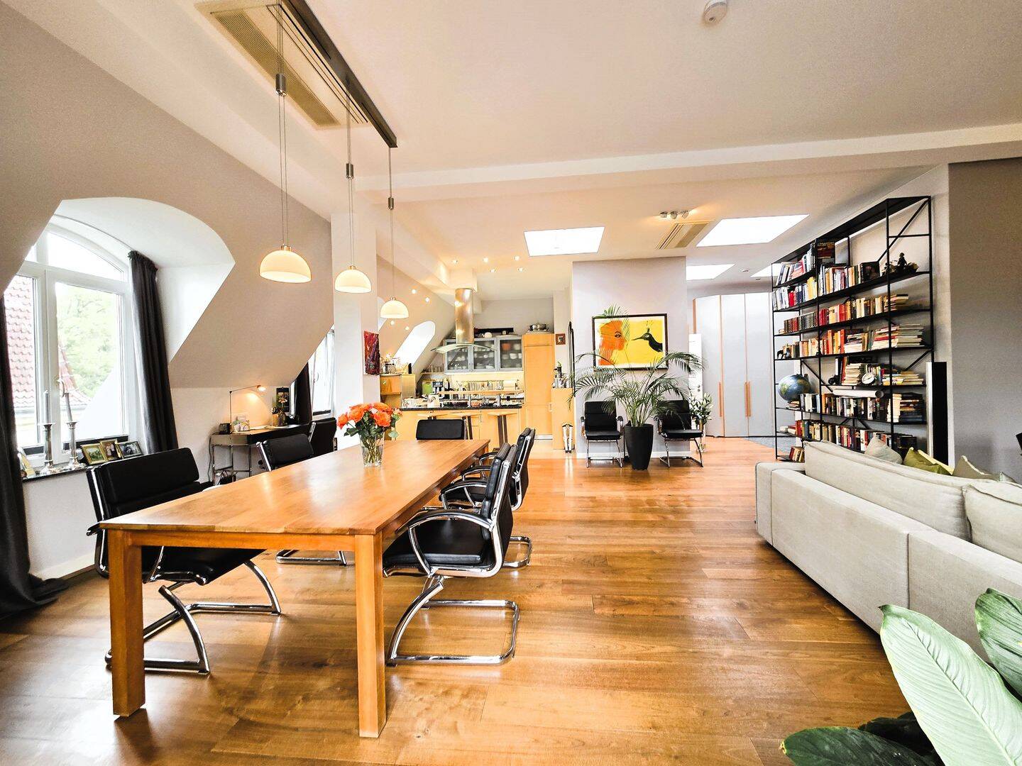 Exklusive Dachgeschosswohnung mit Loft-Charakter und Dachterrasse in Berlin-Grunewald – Berlin – Vorschaubild 6