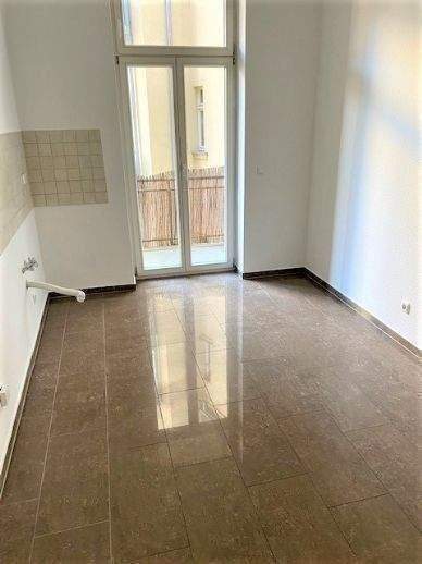 Moderne helle 2- Raum Wohnung mit Balkon zum Innenhof und Wohnräume in ruhiger Seitenstraße gelegen. – Magdeburg – Vorschaubild 7