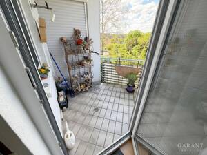 Charmante 2 1/2 Zimmer-Wohnung mit Balkon in ruhiger Lage von Stuttgart-Mühlhausen – 70378 Stuttgart – Vorschaubild 3