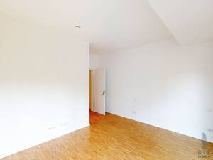 Helles City-Apartment: 3-Zimmer mit zwei Bädern – 60325 Frankfurt am Main – Vorschaubild 8