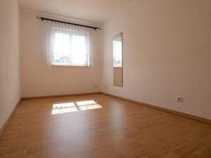 TOWNHOUSE WITH WELLNESS AREA! approx. 179m², 5-room, 4-bed, 2.25-bath, only 13 minutes Clay Kaserne – 65191 Wiesbaden – Vorschaubild 7
