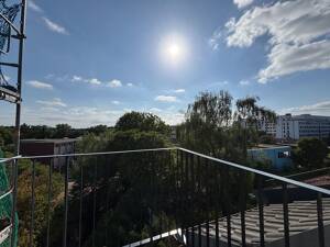 Wohnen über den Dächern von Barmbek-Süd – Neubau-DG mit Spitzboden & Balkon – 22083 Hamburg – Vorschaubild 6