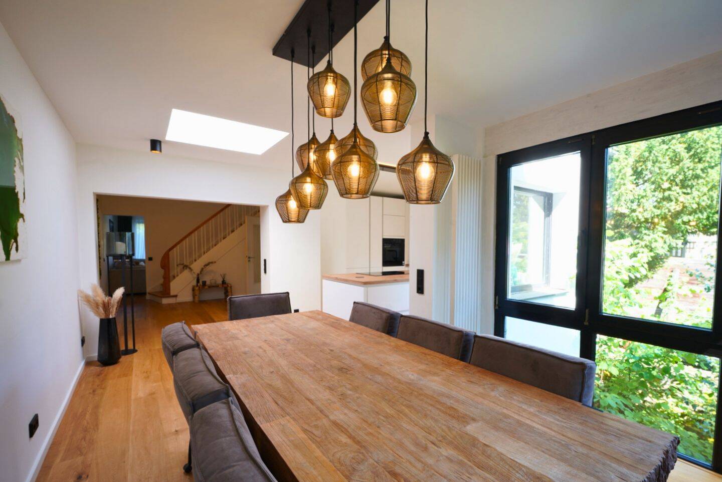 Teilsanierte Doppelhaushälfte || Modernes Wohnkonzept || Kamin – Köln – Vorschaubild 3