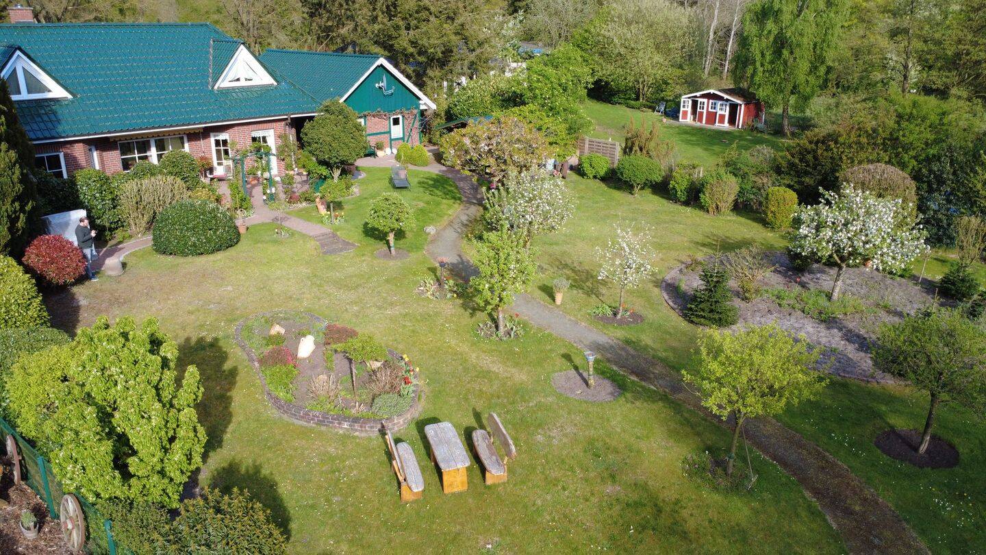 Traumhaus mit wunderschönen, parkähnlichen Garten – Lilienthal – Vorschaubild 2