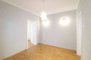 Attraktive 2-Z.-Altbauwohnung in zentraler Lage von München - Eigennutz oder Kapitalanlage! – 80798 München – Vorschaubild 8