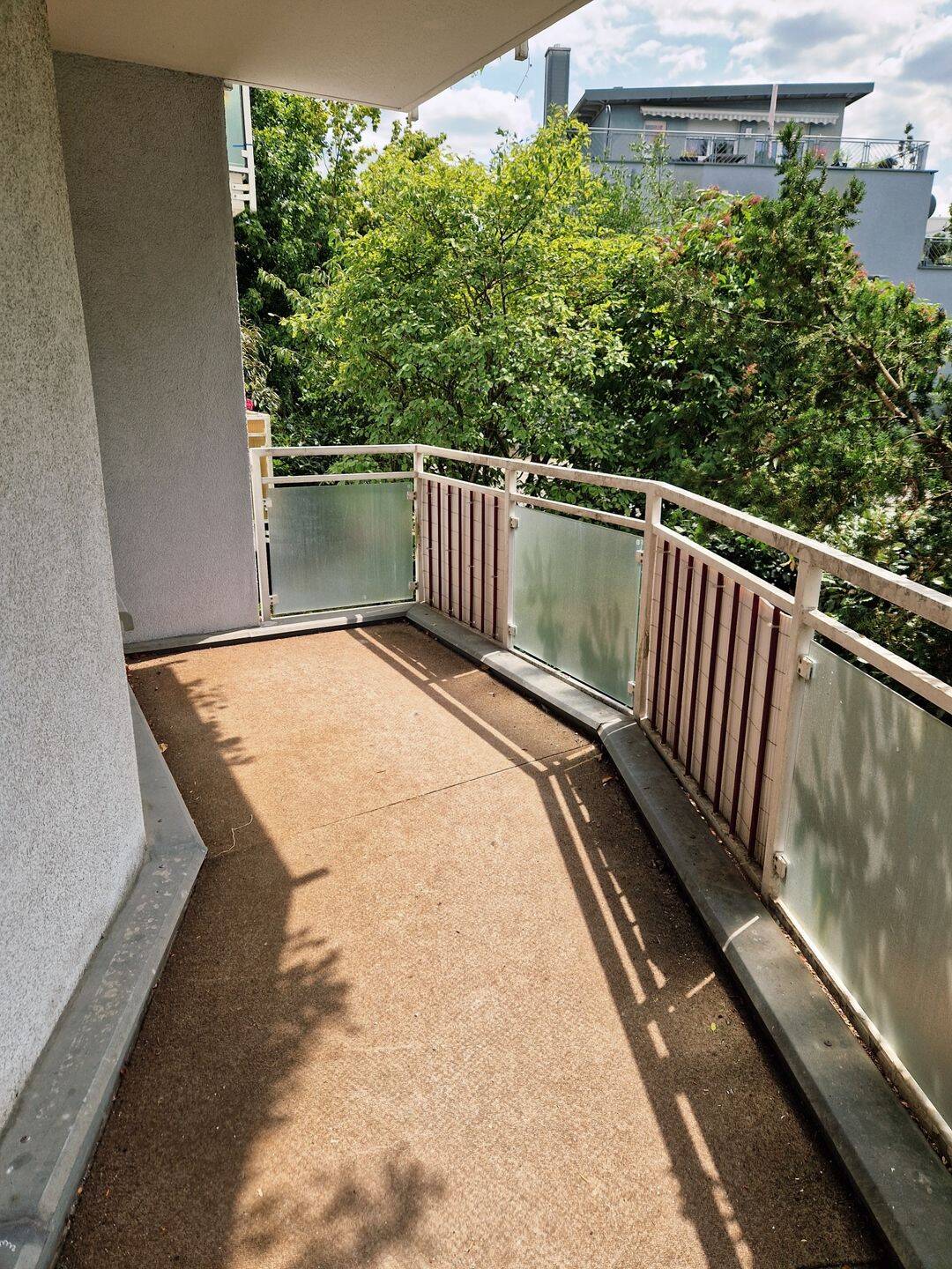 Ruhig + zentral: gemütliche 1-Zi.-Whg. mit Balkon!