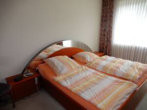 Wilhelm-Wolter-Straße - Eingang Vahrer Straße - Eigentumswohnung - 2. Etage - 3 Zimmer - ca. 75m² - Carport -Balkon - Keller – 28329 Bremen – Vorschaubild 3