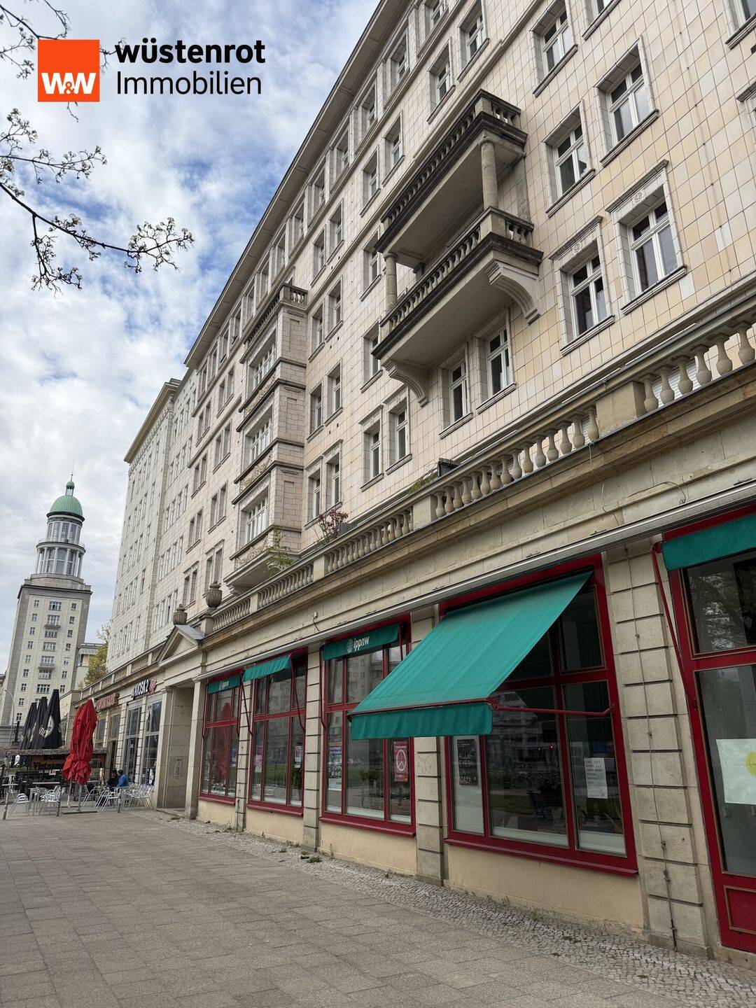 Kapitalanlage! Attraktive Altbauwohnung Friedrichshain am Frankfurter Tor als sichere Kapitalanlage!