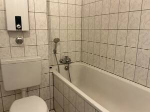 Auf gute Nachbarschaft: praktische 3-Zimmer-Wohnung mit Balkon! – 45279 Essen – Vorschaubild 9