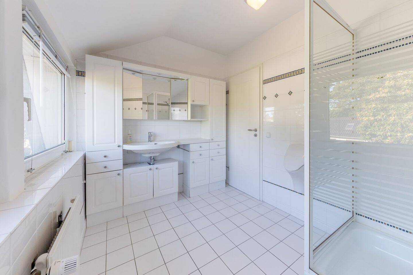 RESERVIERT - Fine. Living. Sasel. – Hamburg – Vorschaubild 9