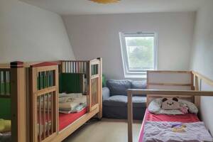 Solide Investition mit Zukunft - Gepflegte Dachgeschosswohnung in familienfreundlicher Lage – 45307 Essen – Vorschaubild 2
