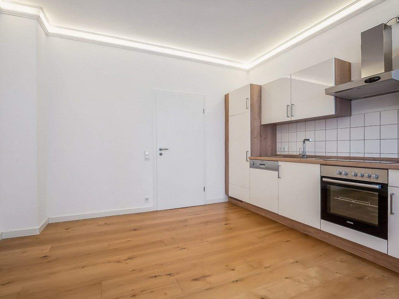 Stilvolles Juwel: Modernisierte, sofort bezugsfreie Altbauwohnung in Toplage des Kreuzviertels – Münster – Vorschaubild 5